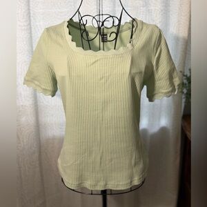 SHEIN Light Green Ribbed Top